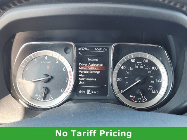 Used 2018 Nissan Titan SV w/ SV Convenience Package image 15