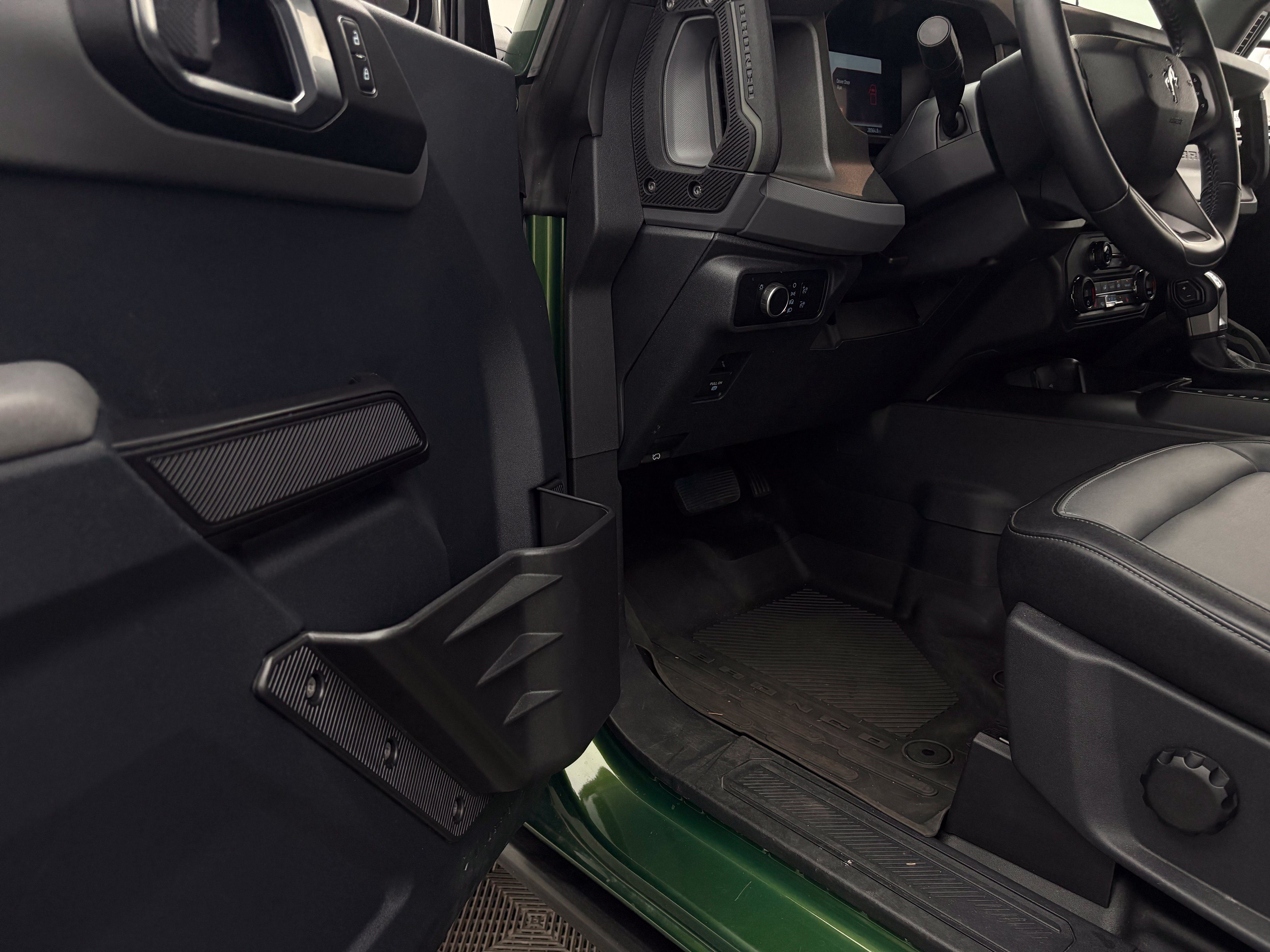 Used 2024 Ford Bronco Everglades AWD/4WD image 18