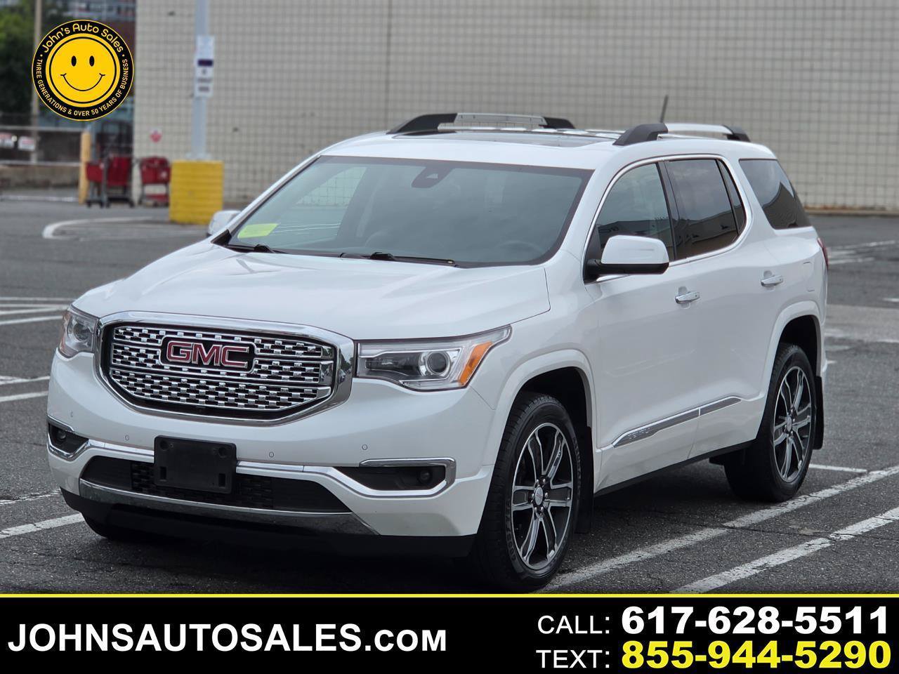 Used 2017 GMC Acadia Denali w/ Technology Package AWD/4WD image 1