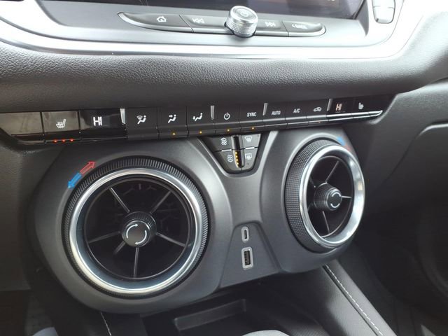 Certified 2023 Chevrolet Blazer LT w/ Convenience Package FWD image 19