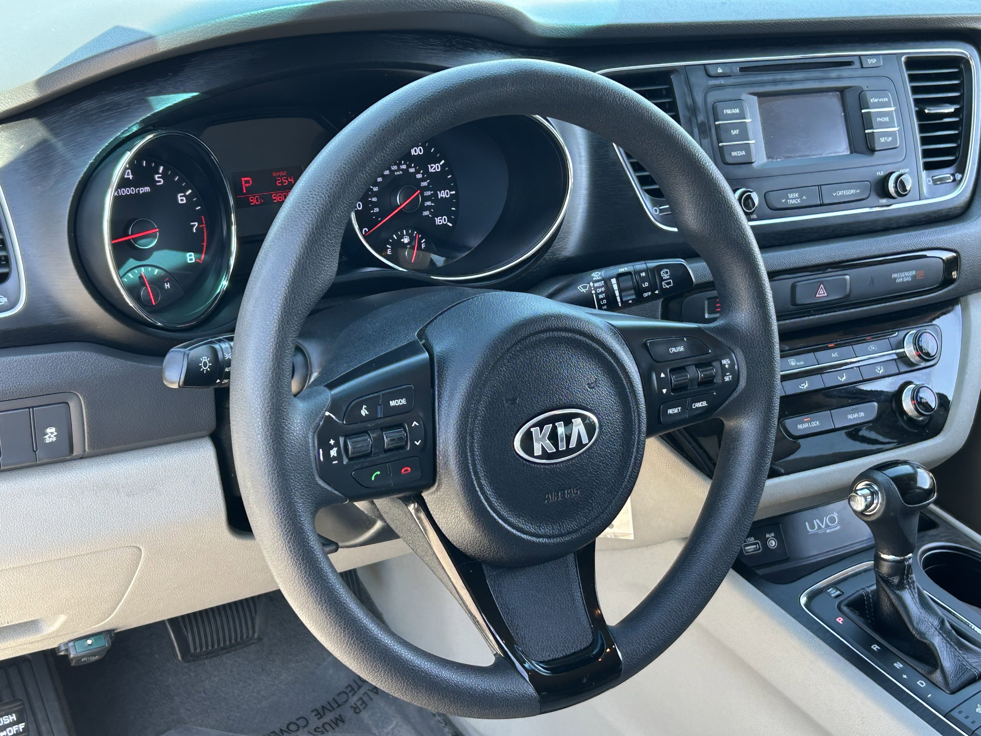 Used 2016 Kia Sedona LX w/ LX Convenience Package image 24