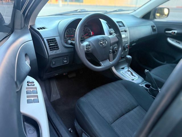 Used 2011 Toyota Corolla S image 28