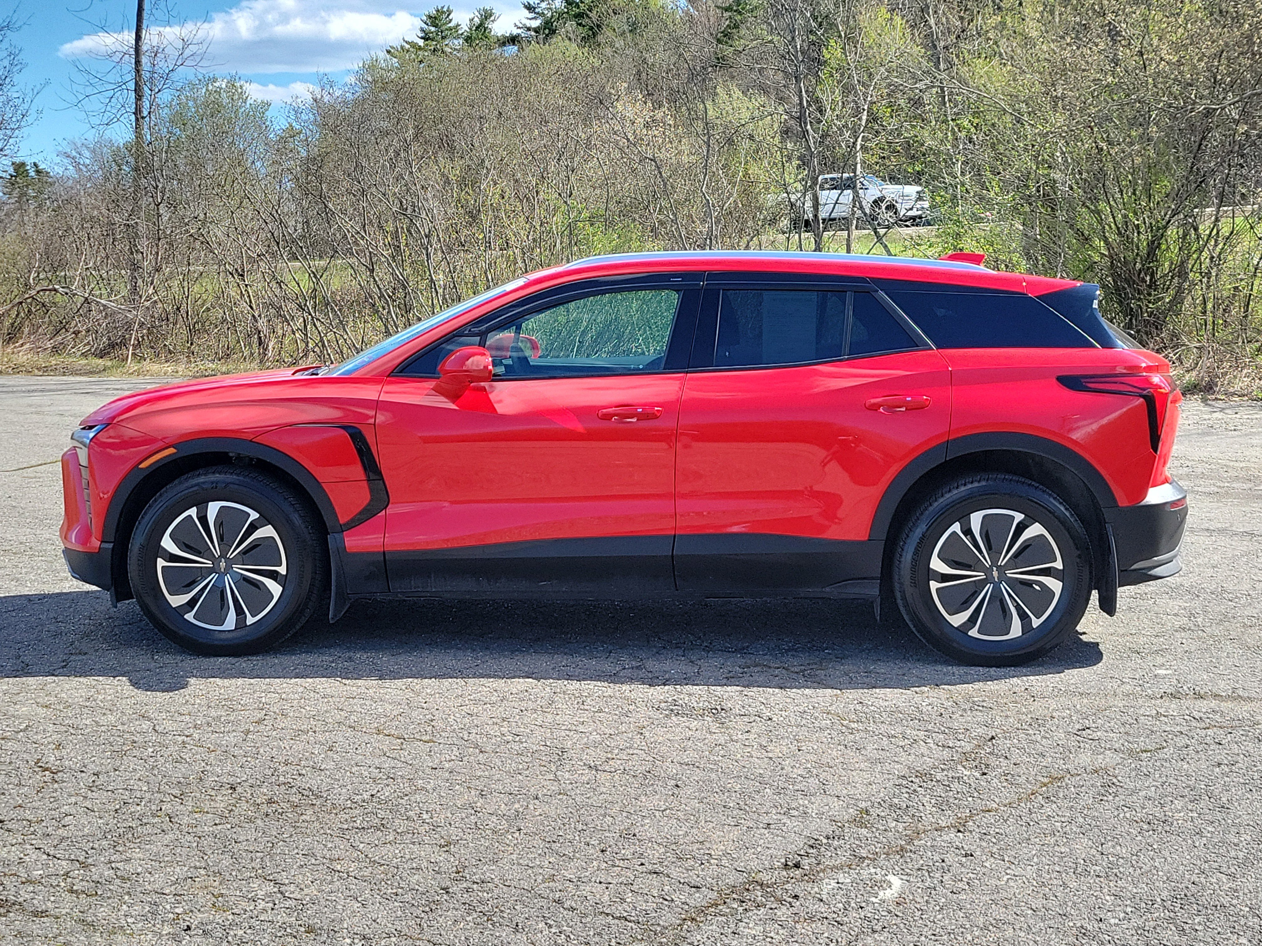 Used 2024 Chevrolet Blazer EV LT AWD/4WD image 8