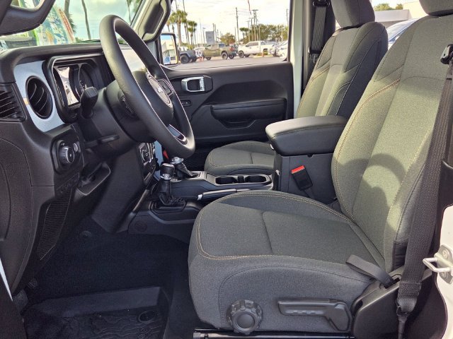 Certified 2026 Jeep Wrangler Sport AWD/4WD image 13