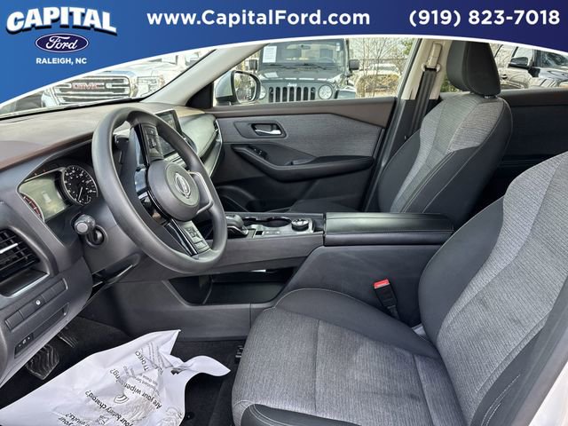 Used 2022 Nissan Rogue SV image 17