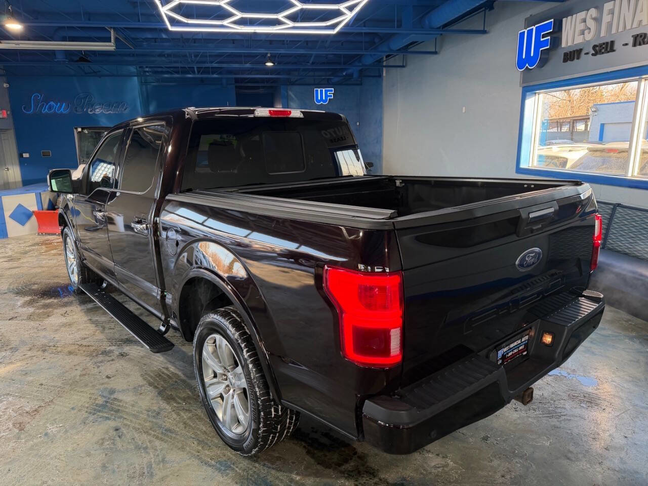 Used 2018 Ford F150 Platinum w/ Technology Package image 13
