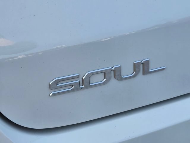 Used 2023 Kia Soul S FWD image 15