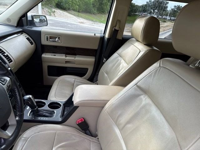 Used 2018 Ford Flex Limited w/ Equipment Group 301A AWD/4WD image 8