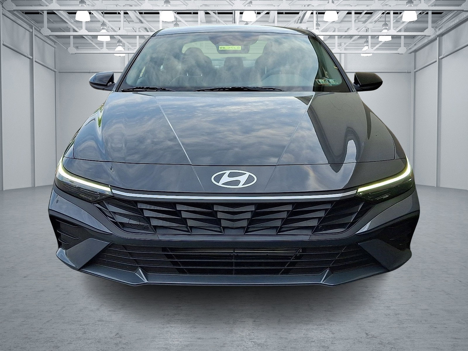 Certified 2025 Hyundai Elantra Sport FWD image 2