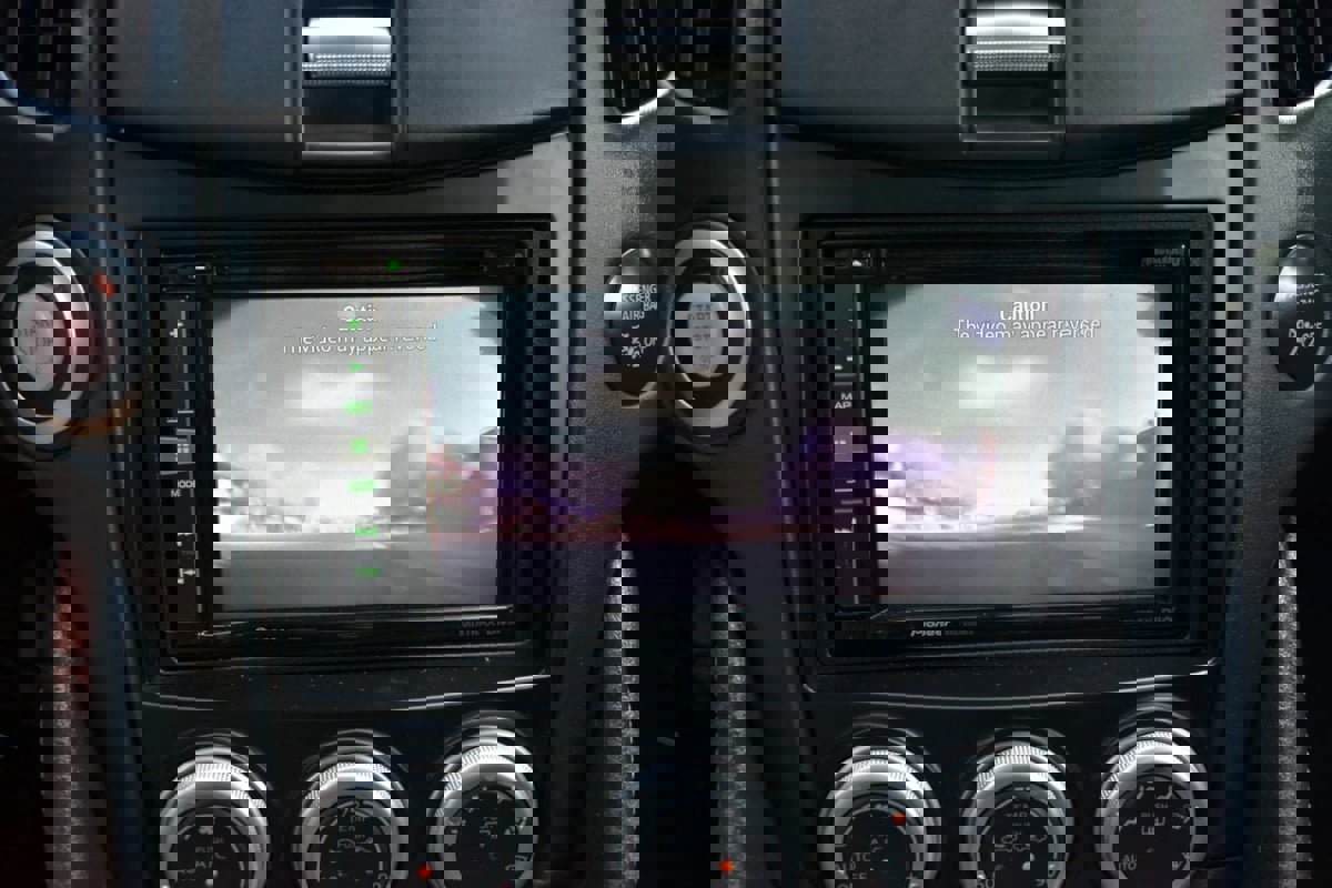 Used 2013 Nissan 370Z Coupe image 16