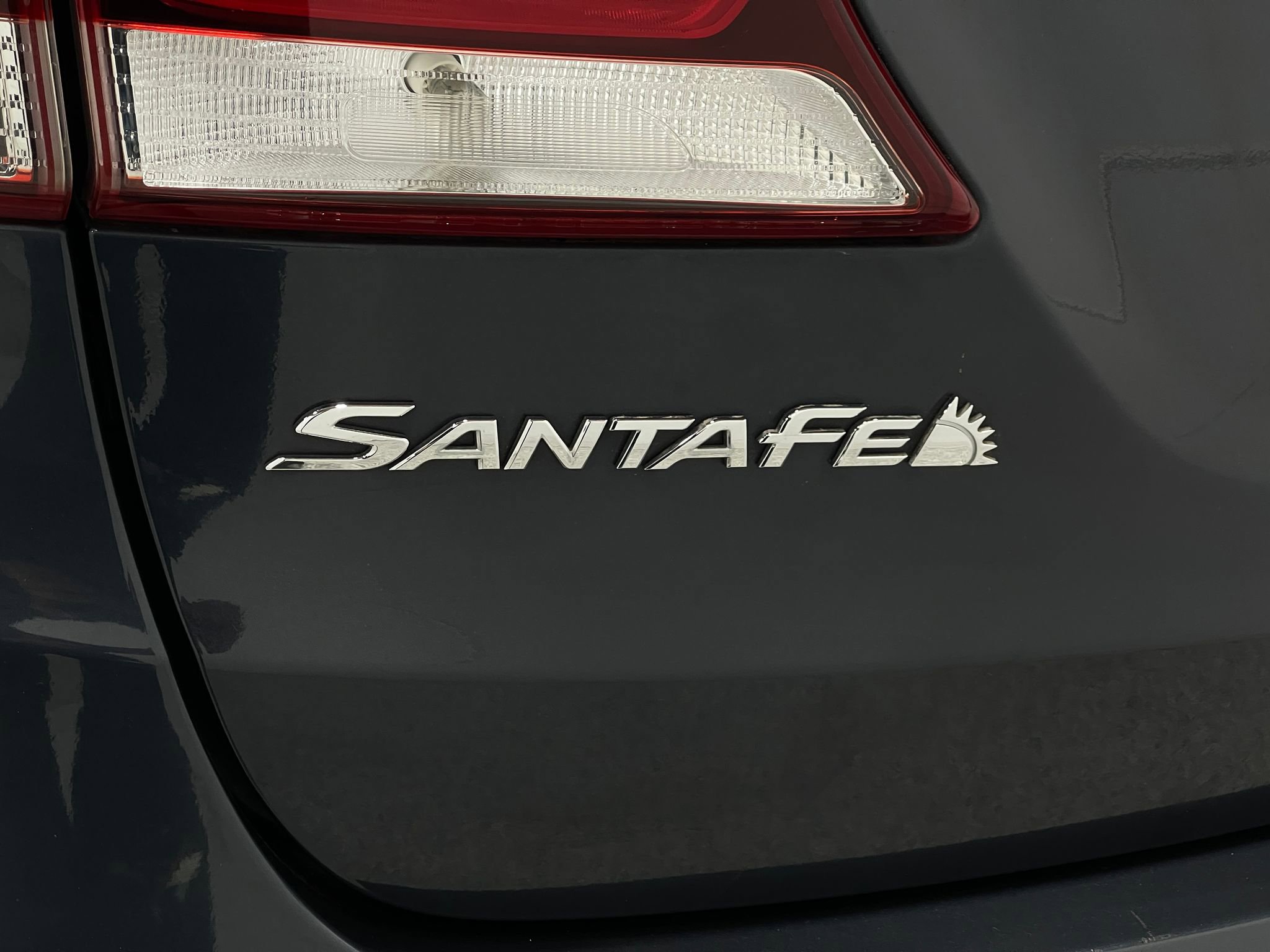 Used 2017 Hyundai Santa Fe SE w/ Cargo Package AWD/4WD image 36