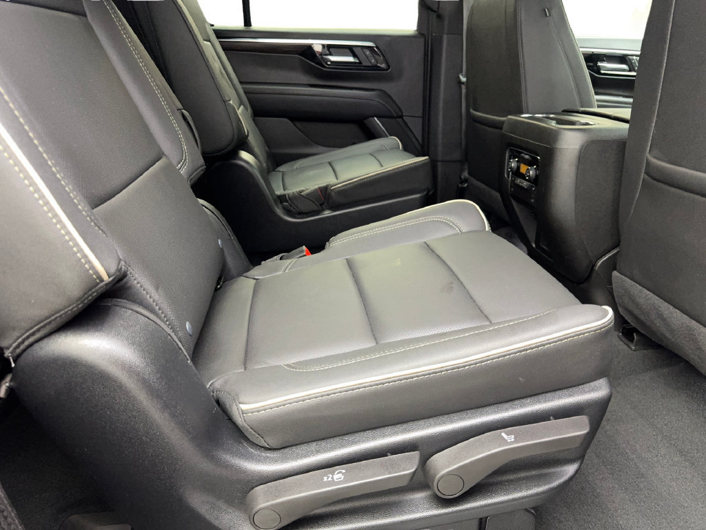 Used 2025 Chevrolet Tahoe Premier RWD image 45