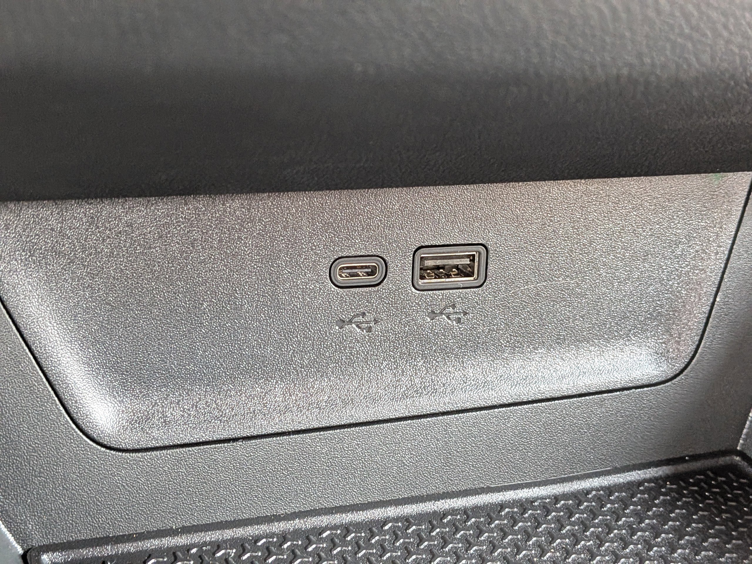 New 2026 Chevrolet Equinox ACTIV w/ Convenience Package III image 15