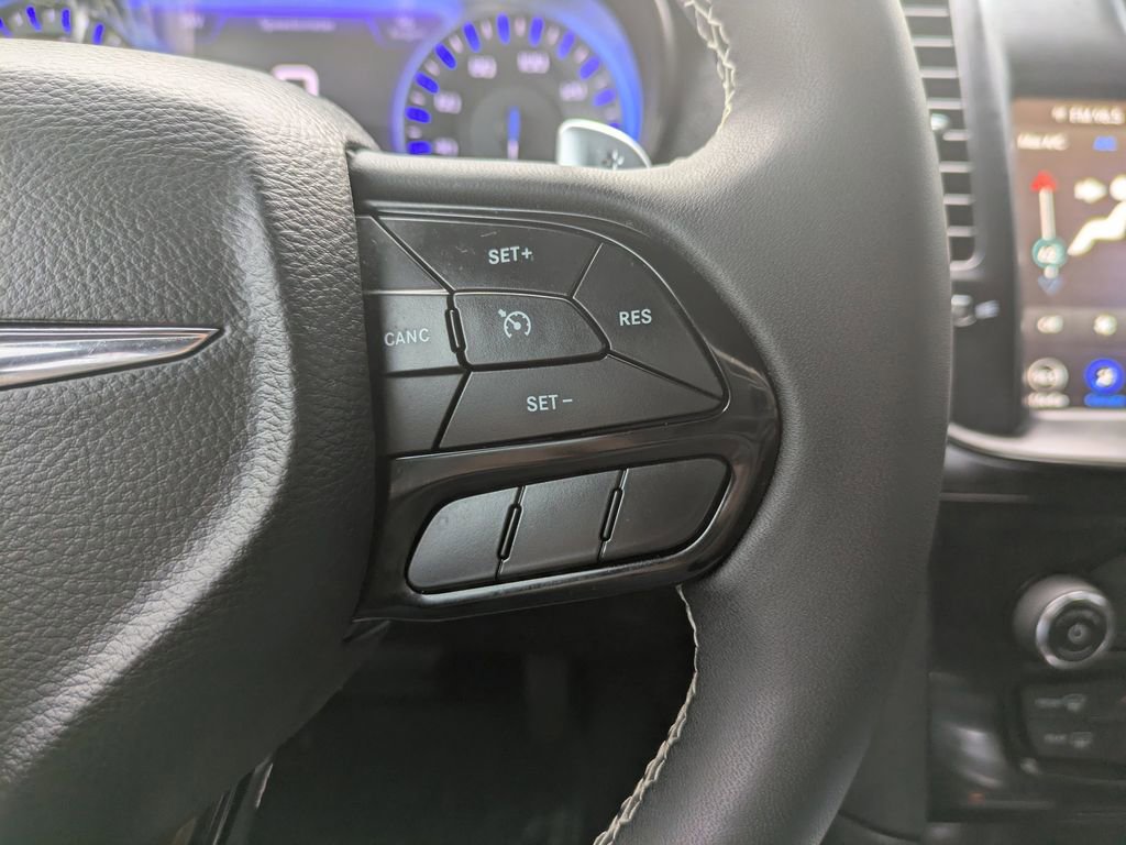 Used 2022 Chrysler 300 S w/ Comfort Group image 28