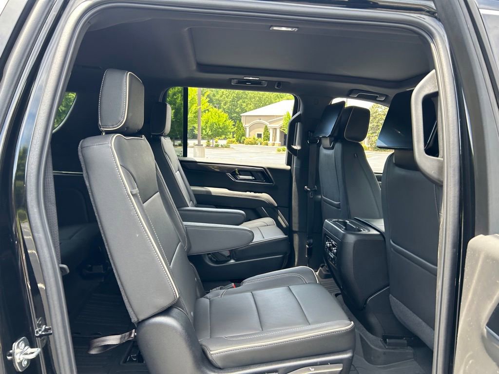 Used 2025 GMC Yukon XL Elevation w/ Elevation Premium Package RWD image 49