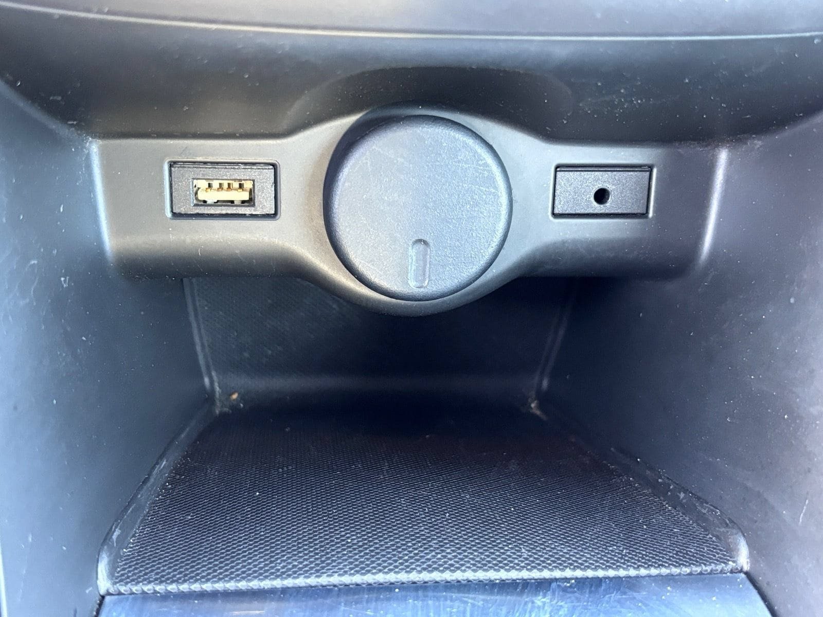 Used 2019 Buick Cascada Premium FWD image 33