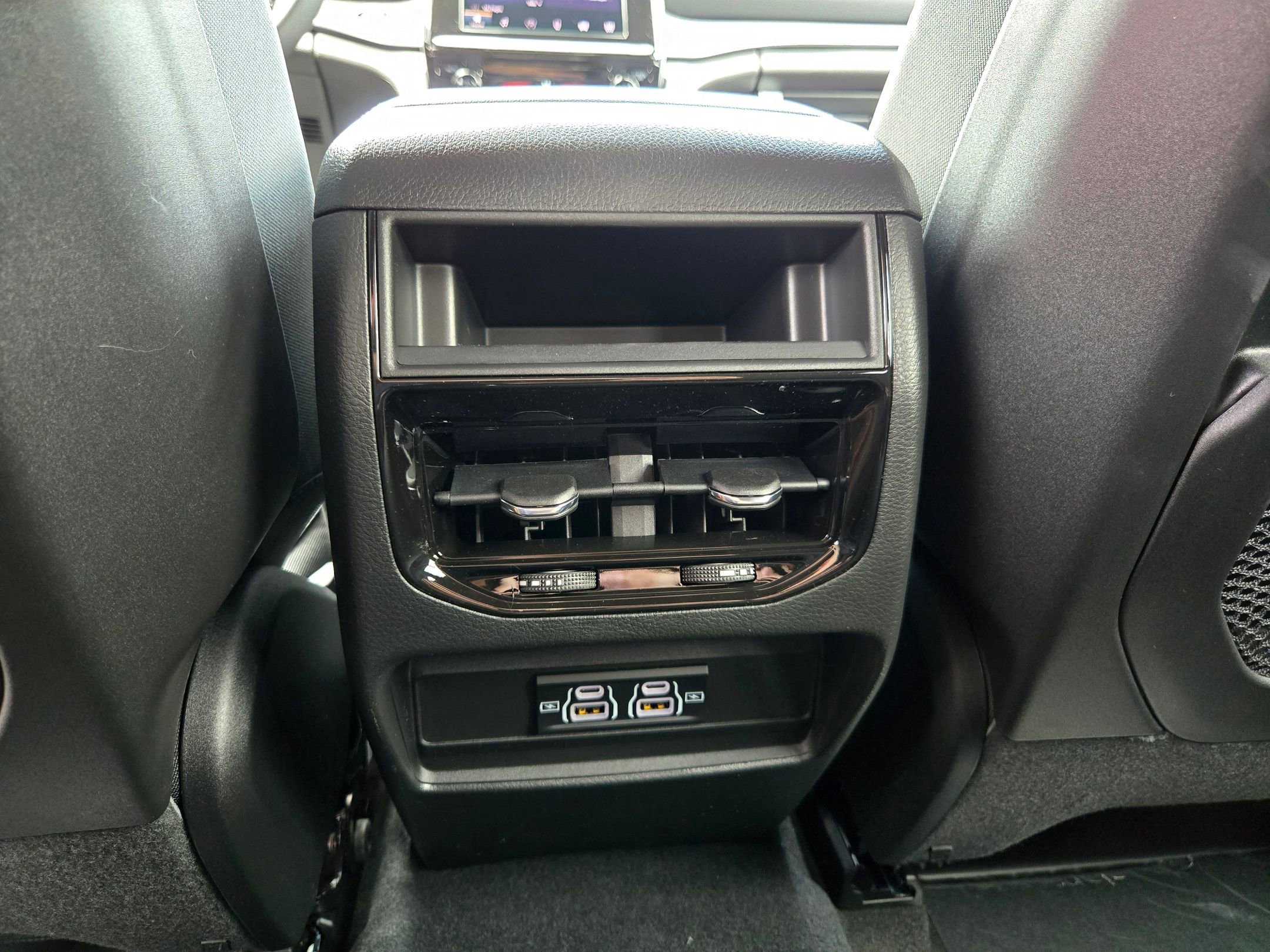 New 2026 Jeep Grand Cherokee Laredo RWD image 34