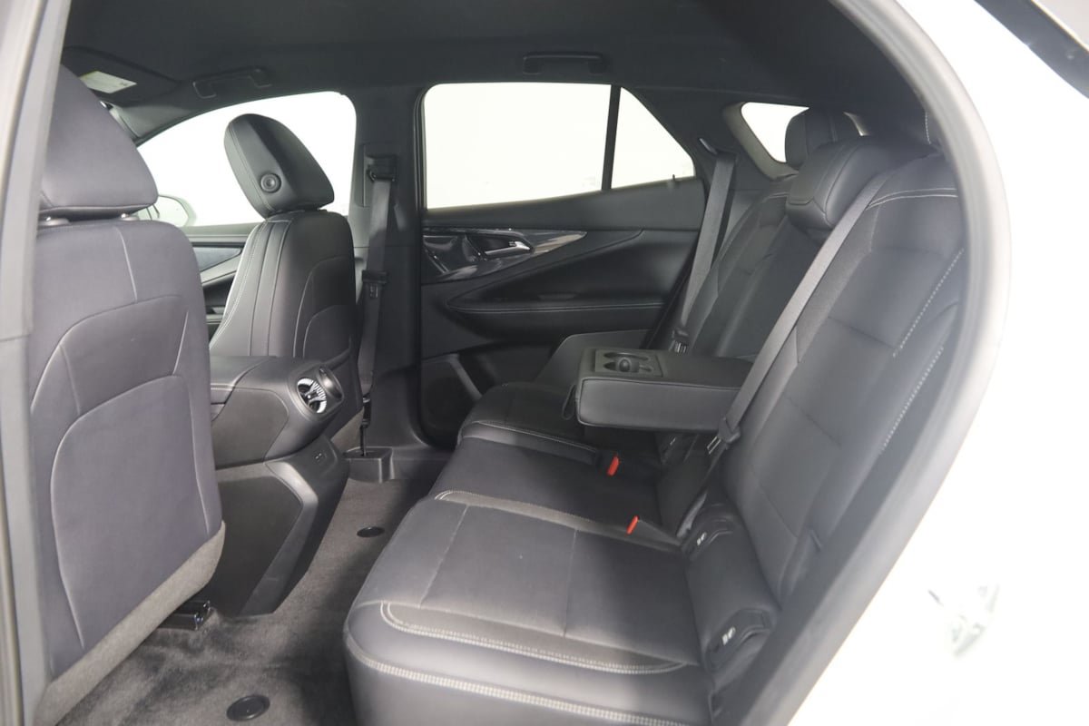 Used 2025 Chevrolet Blazer EV LT AWD/4WD image 45