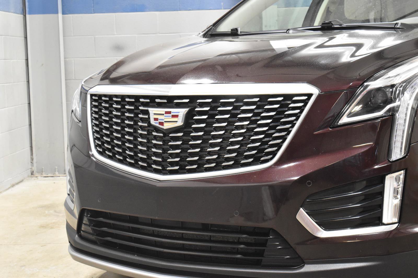 Used 2021 Cadillac XT5 Premium Luxury w/ LPO, Floor Liner Package FWD image 32
