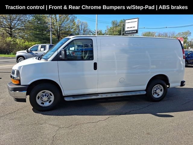 Used 2024 Chevrolet Express 2500 w/ Driver Convenience Package RWD image 5
