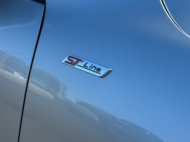 Used 2024 Ford Escape ST-Line image 9