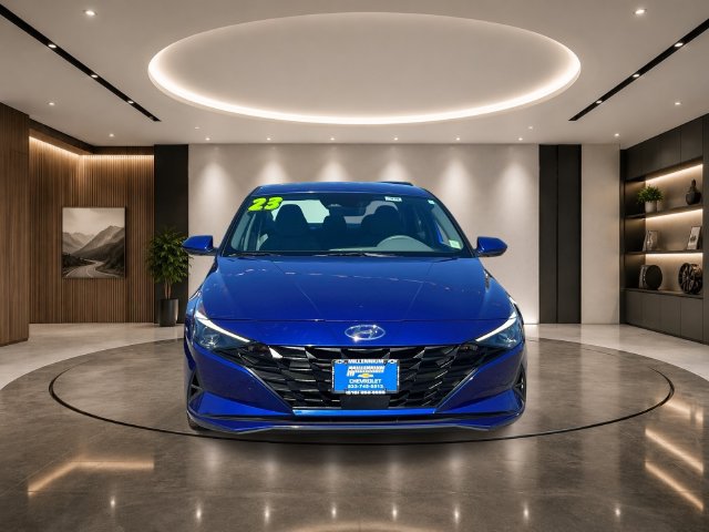 Used 2023 Hyundai Elantra SEL w/ Convenience Package FWD image 2