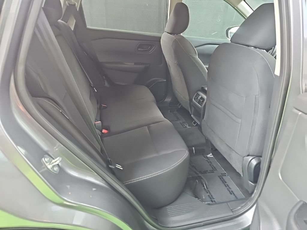 Used 2024 Nissan Rogue S AWD/4WD image 39