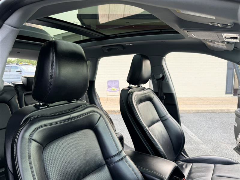 Used 2021 Lincoln Corsair Reserve AWD/4WD image 14