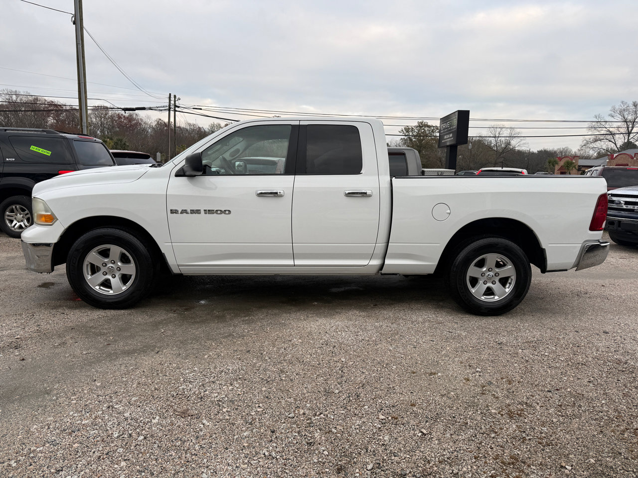 Used 2012 RAM 1500 Classic SLT image 2