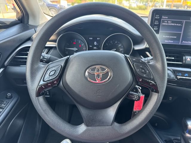 Used 2021 Toyota C-HR LE FWD image 17