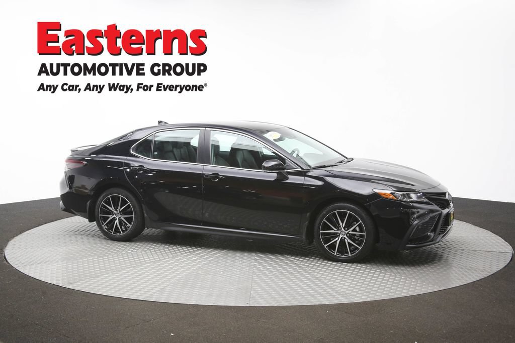 Used 2024 Toyota Camry SE w/ Cold Weather Package FWD image 46