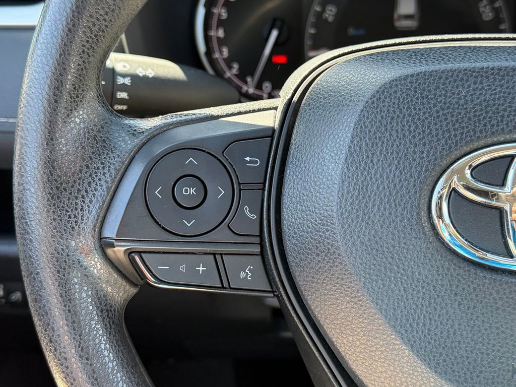 Used 2024 Toyota RAV4 LE AWD/4WD image 13
