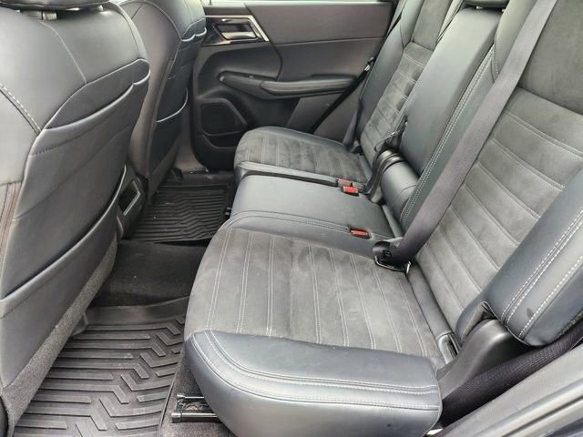 Used 2024 Mitsubishi Outlander SE FWD image 29