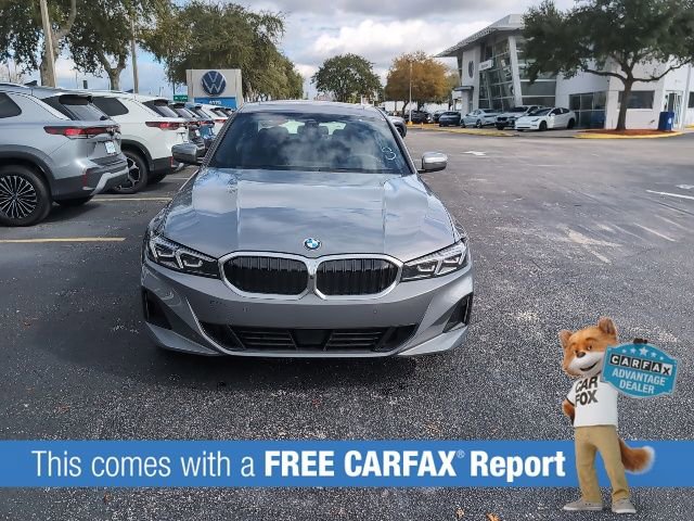Used 2025 BMW 330i Sedan image 2