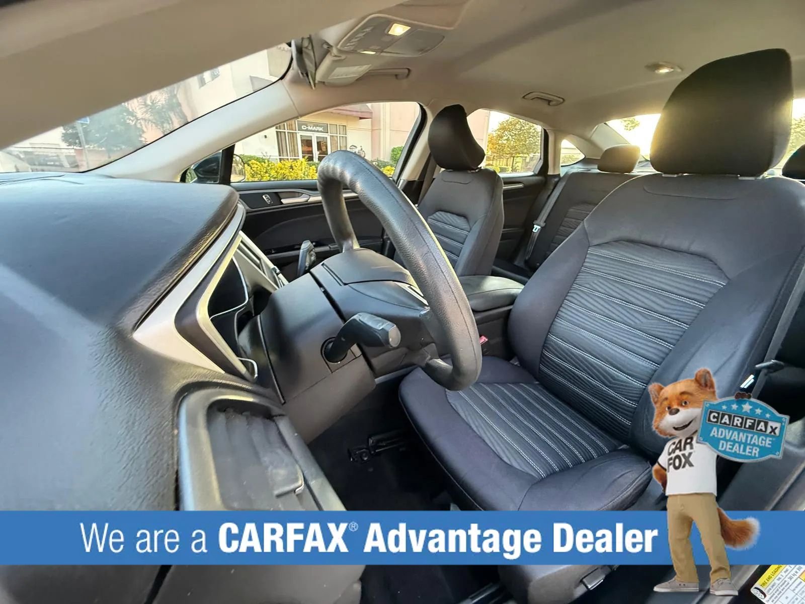 Used 2016 Ford Fusion SE FWD image 32