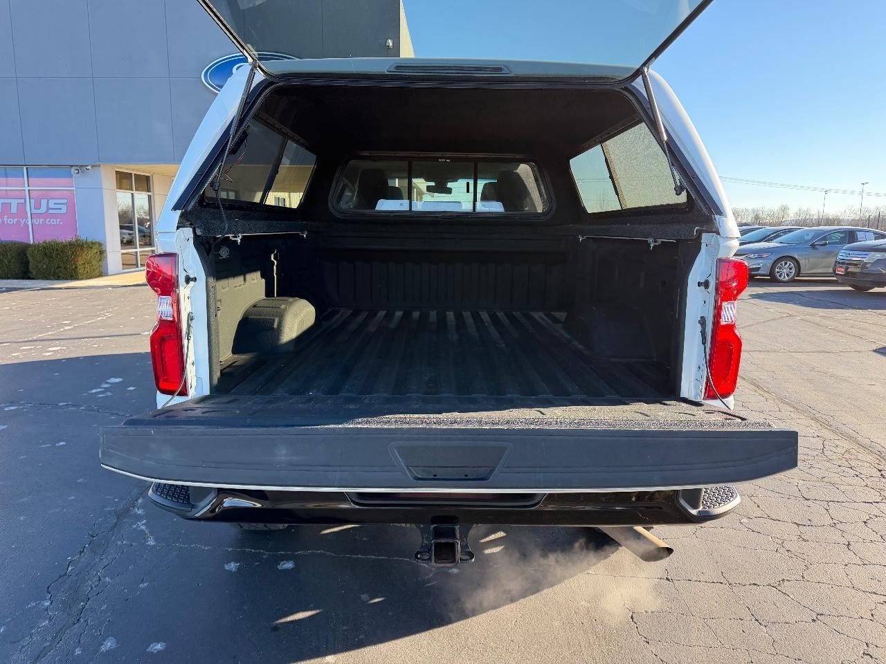 Used 2021 Chevrolet Silverado 2500 Custom w/ Custom Value Package image 6