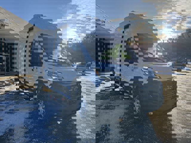 Used 2024 RAM ProMaster 3500 w/ Delivery Van Package image 17