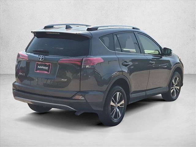 Used 2018 Toyota RAV4 XLE FWD image 5
