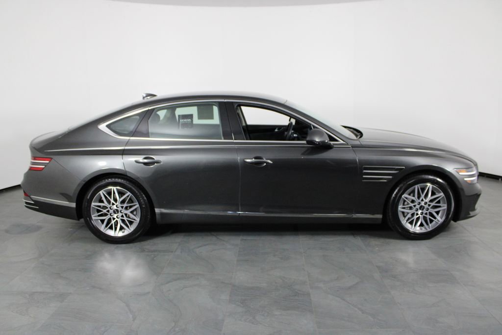 Used 2025 Genesis G80 2.5T image 13