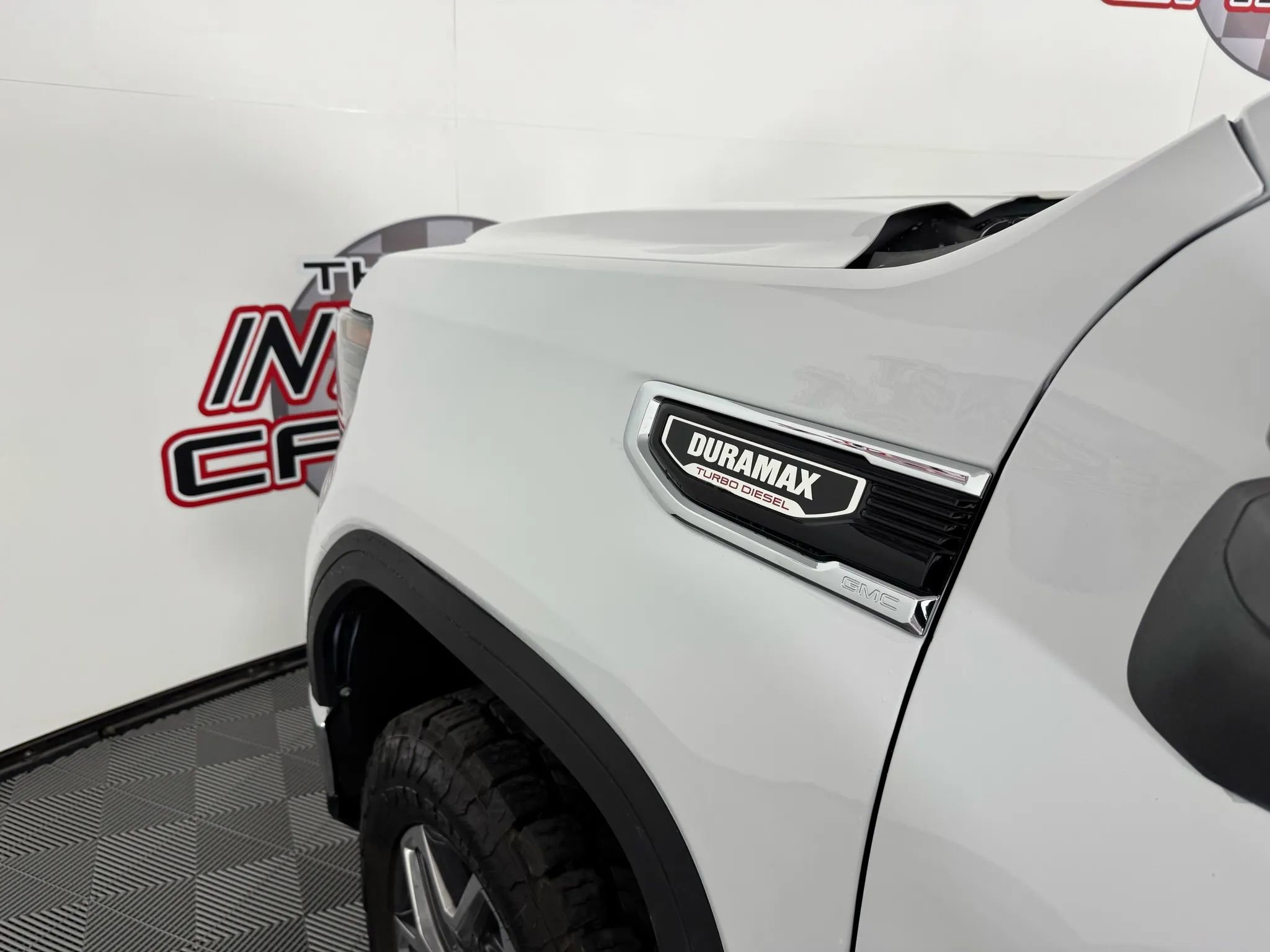 Used 2023 GMC Sierra 1500 SLT w/ SLT Premium Package image 23