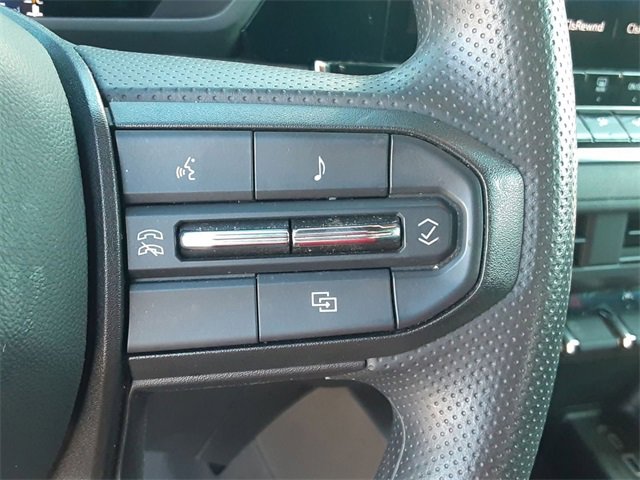 Used 2023 Chevrolet Colorado W/T w/ Safety Package image 18