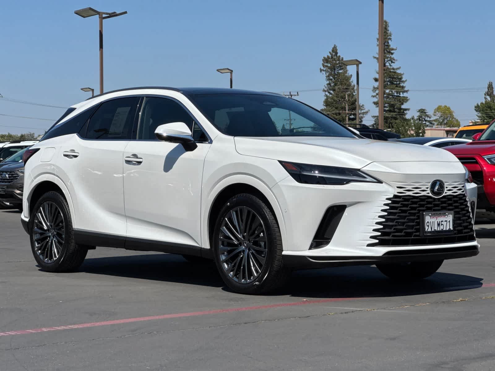 Certified 2025 Lexus RX 450h AWD w/ Convenience Package image 5