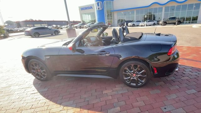 Used 2020 FIAT 124 Spider Abarth w/ Convenience Group RWD image 7