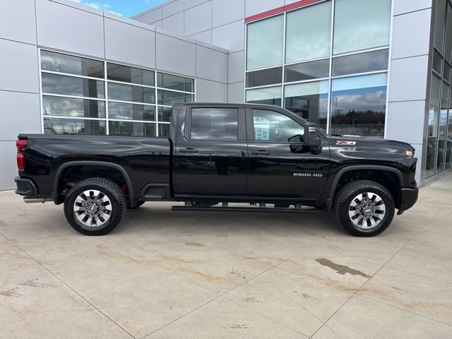 Used 2025 Chevrolet Silverado 2500 Custom w/ Custom Value Package image 8