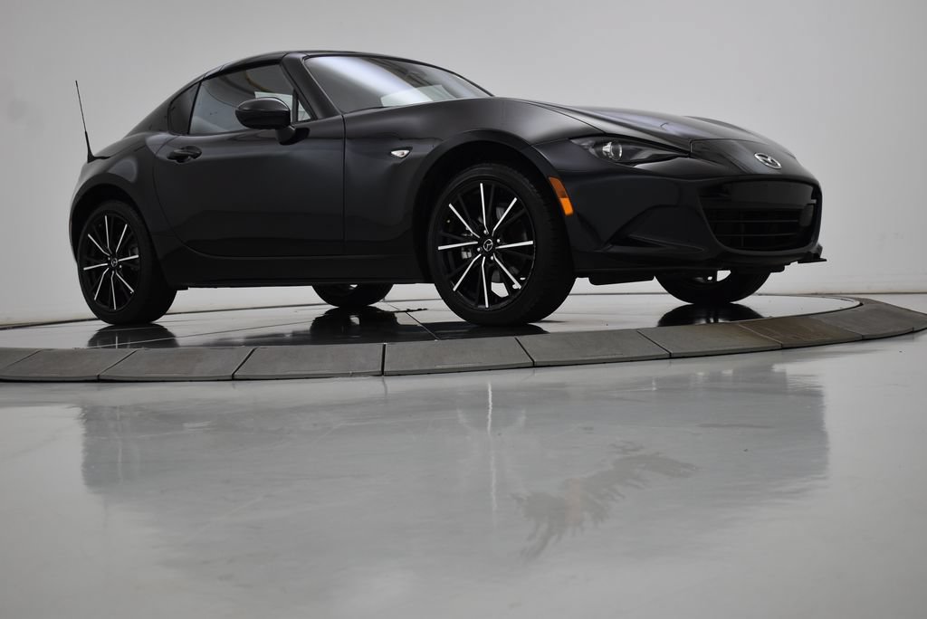 Used 2025 MAZDA MX-5 Miata RF Grand Touring RWD image 11