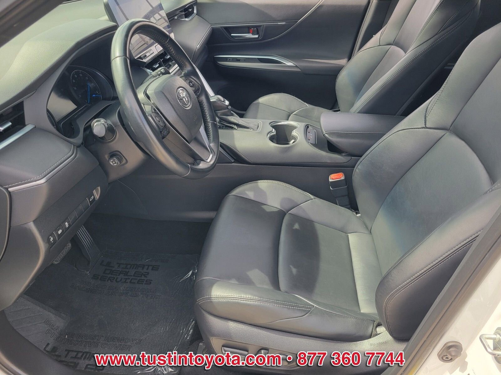 Certified 2023 Toyota Venza XLE image 10