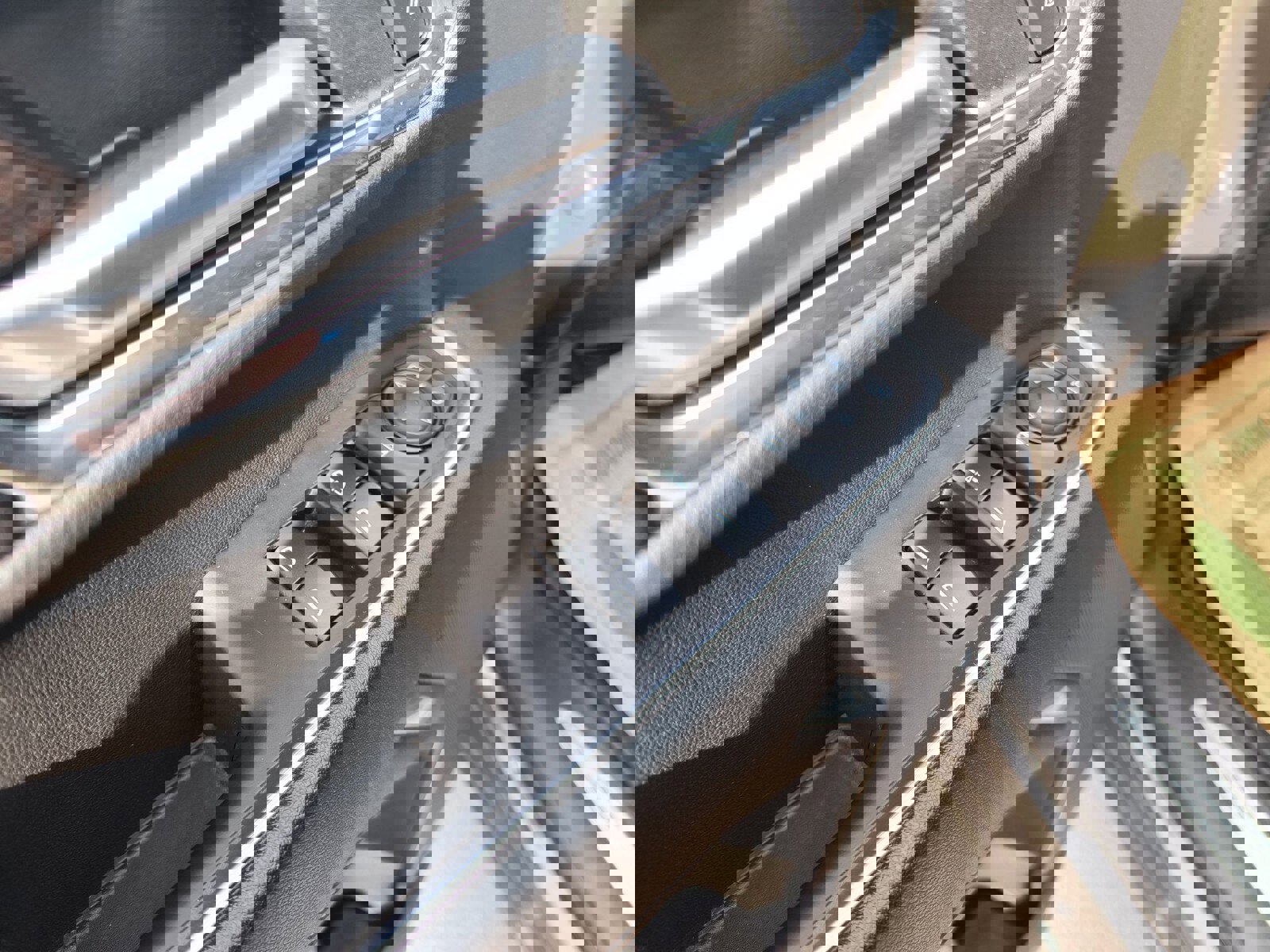 Used 2023 Chevrolet Silverado 1500 LT image 21