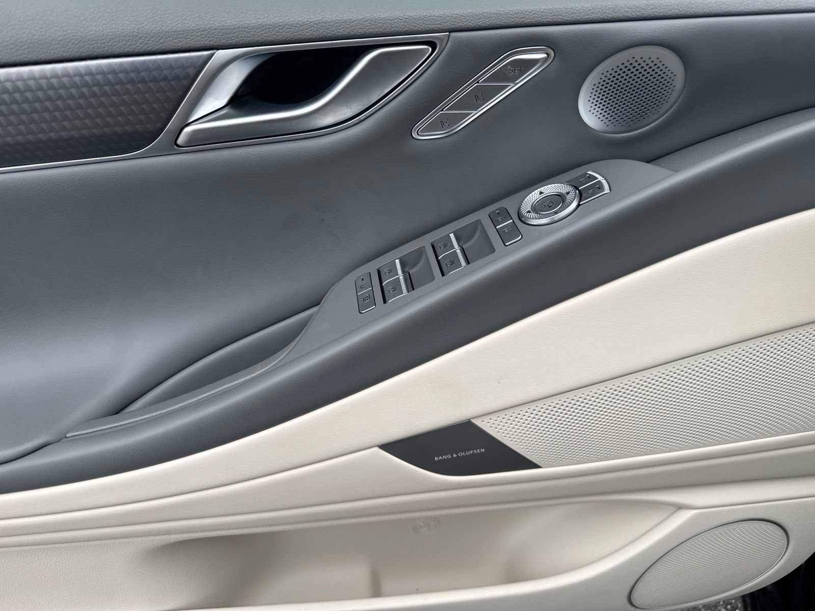 New 2025 Genesis G80 2.5T Sport Prestige AWD/4WD image 16
