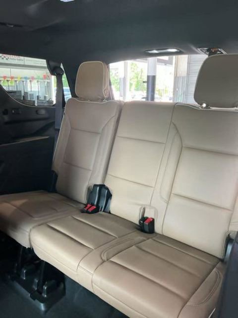 Used 2023 Chevrolet Tahoe Premier w/ Texas Edition AWD/4WD image 18