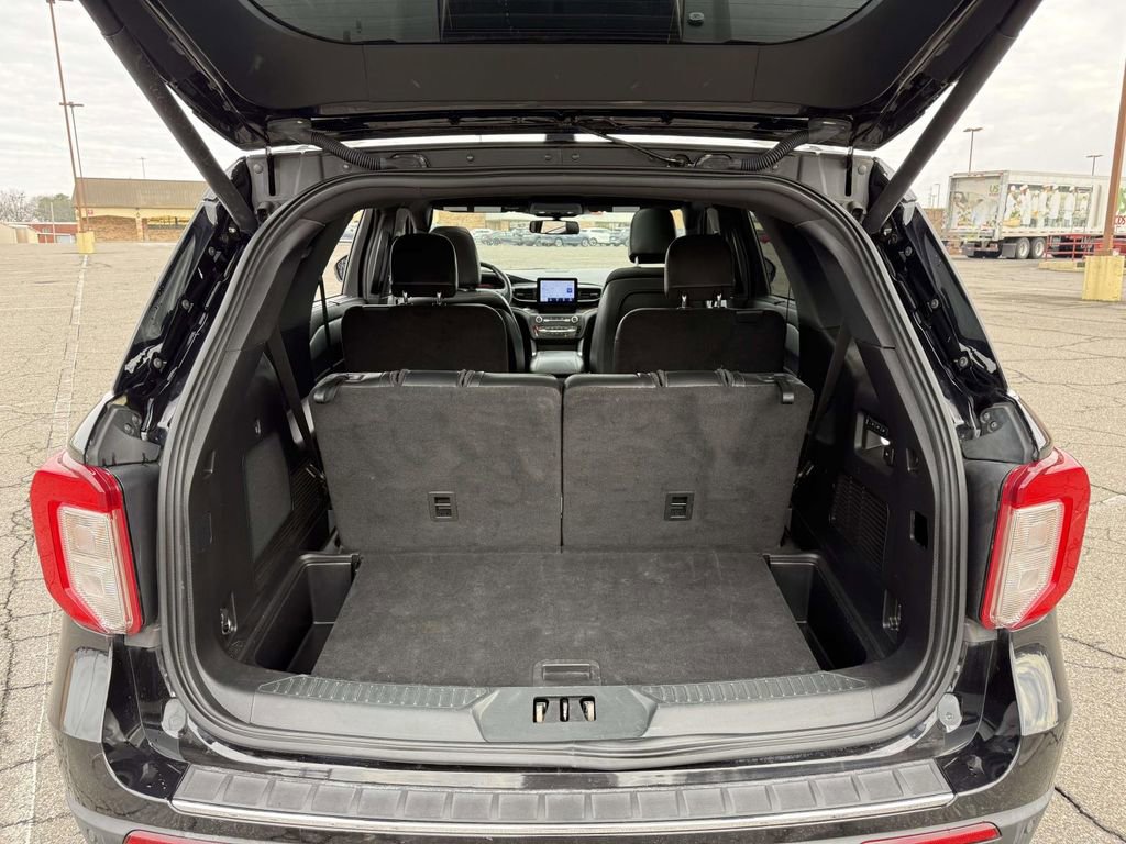 Used 2020 Ford Explorer Limited image 10